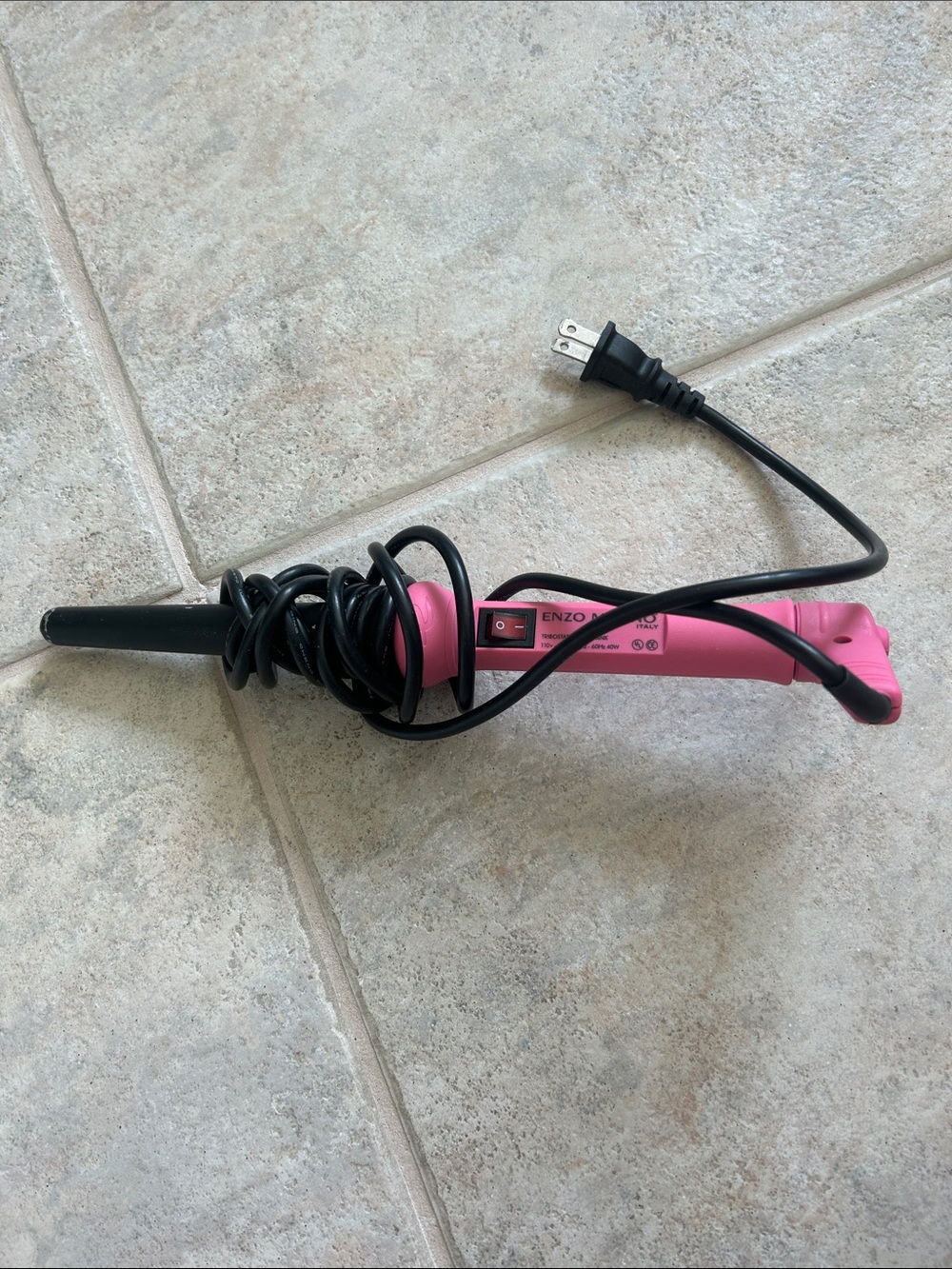 Pink Mini Tapered Curling Wand – Compact Travel Styler